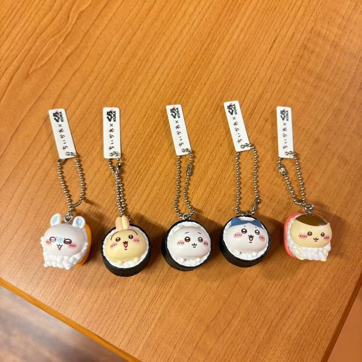 くら寿司×ちいかわ フィギュア