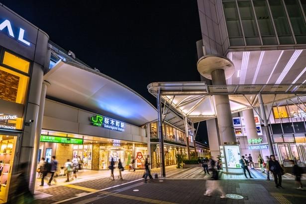 スムーズに電車に乗れるよう、みなとみらい駅以外の駅を利用するのがおすすめ