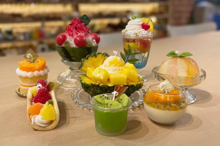 「トロピカルフルーツのスイーツキャンドルコース」33500円 ※9月中旬までの開催