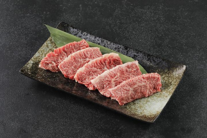 「焼肉の虎」看板メニュー「にくとらハラミ」