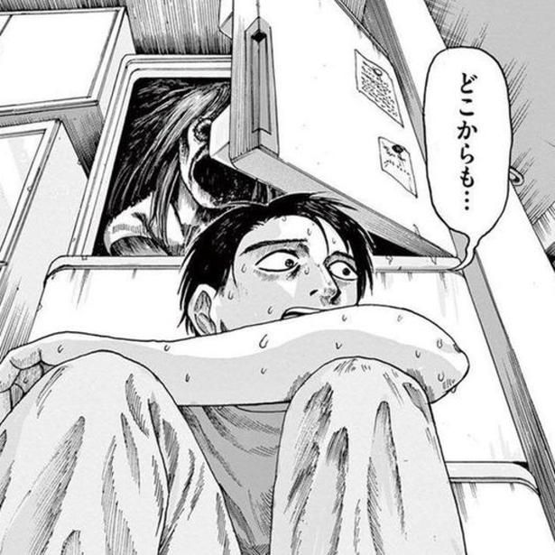 妻が牛乳を買いに出た夜、不気味な女が家の中に入ってこようとする…。彼女は一体何者!? 画像提供：的野アンジ(@matonotoma)さん