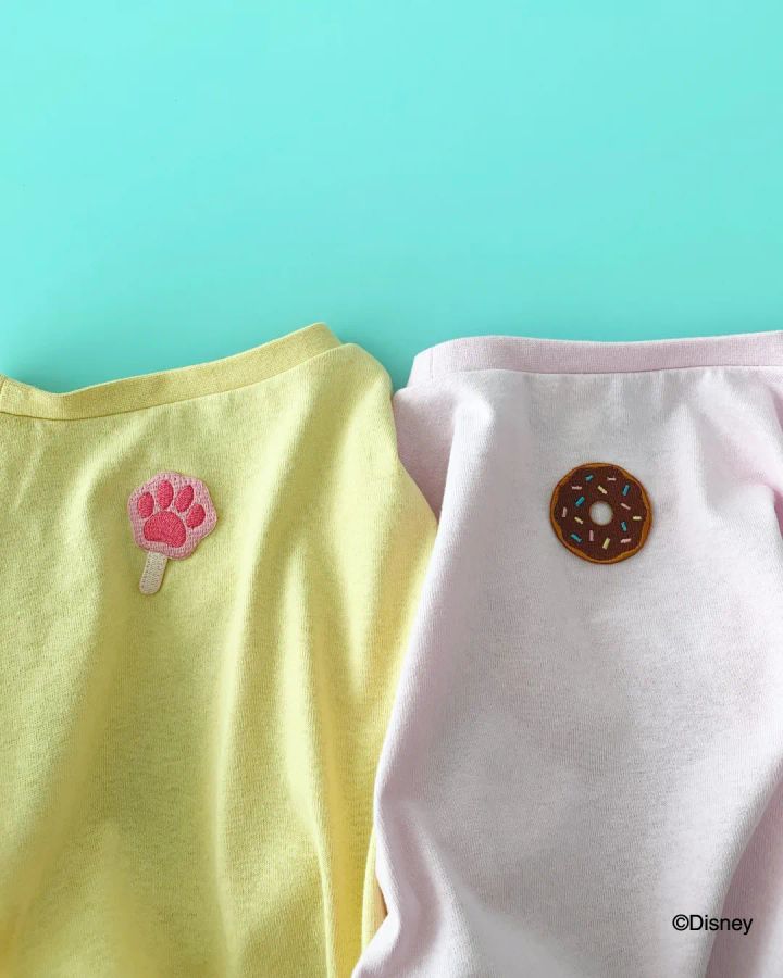 さがら刺繍ロンT（背面）