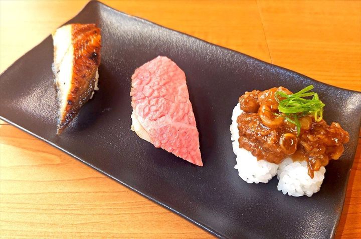 「うなぎと肉」フェアのイメージビジュアル