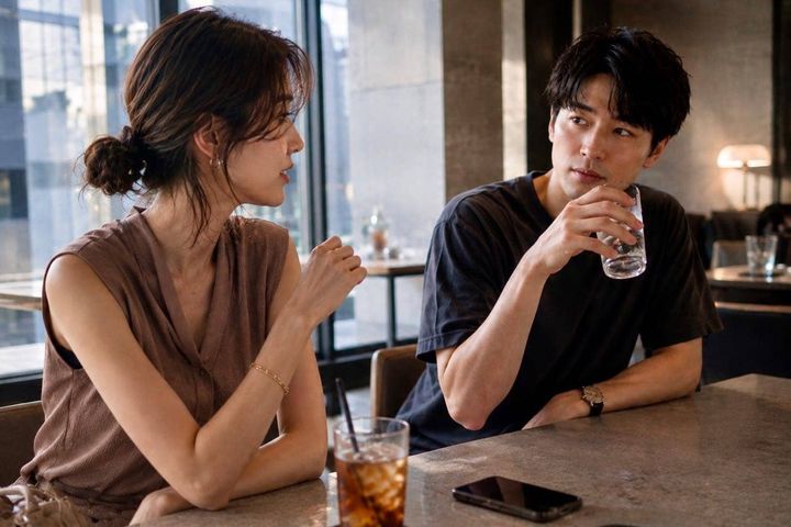 「その人と仲いいんだ？」男性が本命にだけ“嫉妬”を隠しきれなくなる
