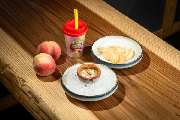 【東京都渋谷区】「CENSU TOKYO」に3種の『センスムージー』が登場！夏限定の『桃パチョ』も