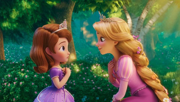 アニメ『ちいさなプリンセス ソフィア おうこくのまほう』場面写真 （C）2026 Disney and its related entities width=