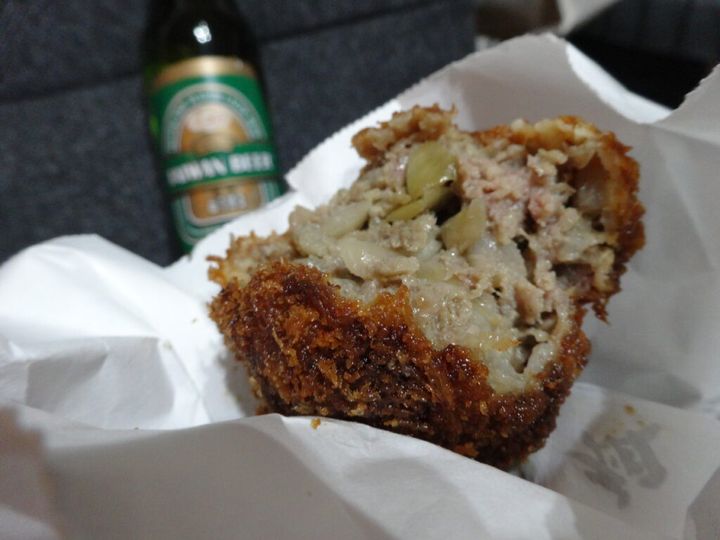 メンチカツと台湾ビール