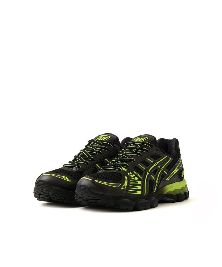 ベースとなる「GEL-KAYANO 12.1」に、Albino ＆ Pretoならではのデザインエッセンスをプラス。ASICS SportStyleが培ってきたパフォーマンスのヘリテージに、ブラジリアン柔術の文化とストリートウェアの美学を融合させたスペシャルエディションとなっている。