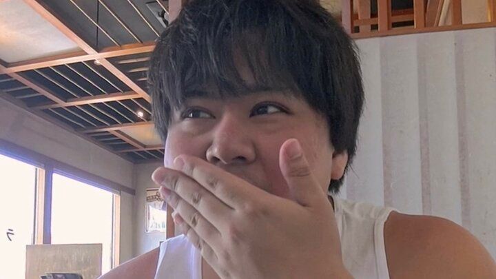 【写真・画像】13年ひきこもりの22歳“幼卒”男性が人生初の焼肉屋デビュー「カルビ以外わからない」「タン硬い」 1枚目