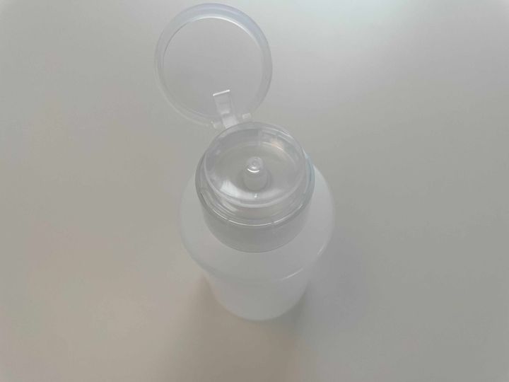 本来はスキンケア用ボトル