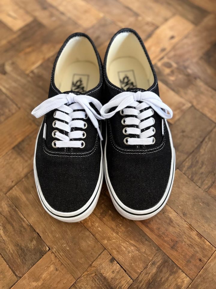 Authentic Denim 8,250円（ヴァンズ／ABCマート）