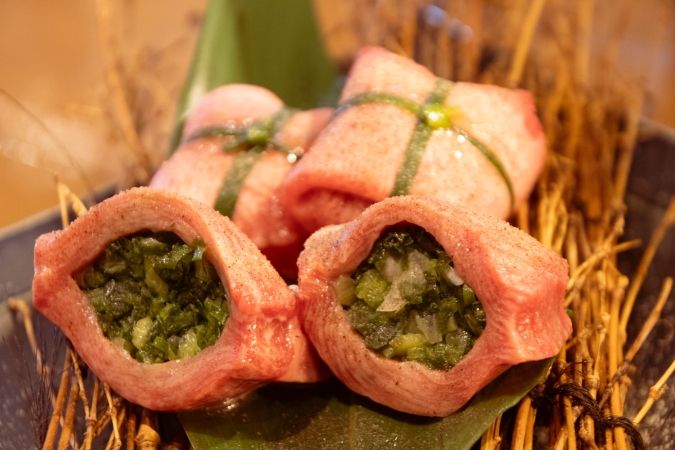 和牛卸直営焼肉 タンとハラミ まっちゃん タン