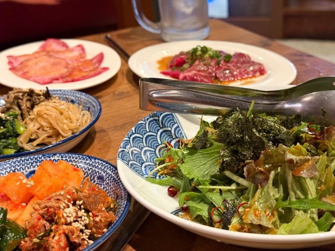 和牛卸直営焼肉 タンとハラミ まっちゃん 内観