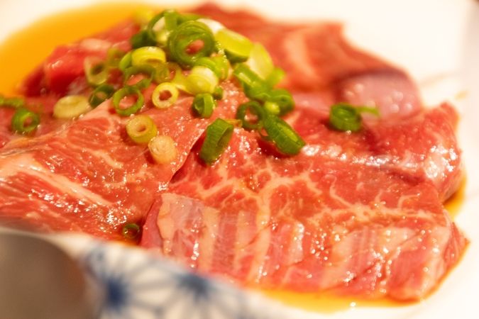 和牛卸直営焼肉 タンとハラミ まっちゃん 肉