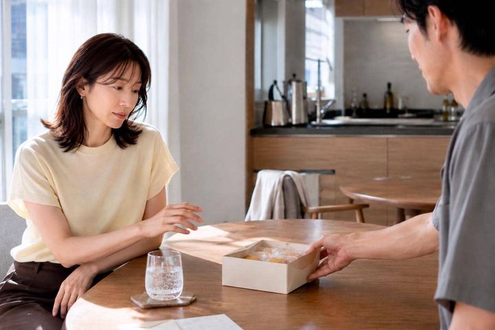夫が急に優しくなったのに安心できない…。妻が感じる“妙な違和感”の正体
