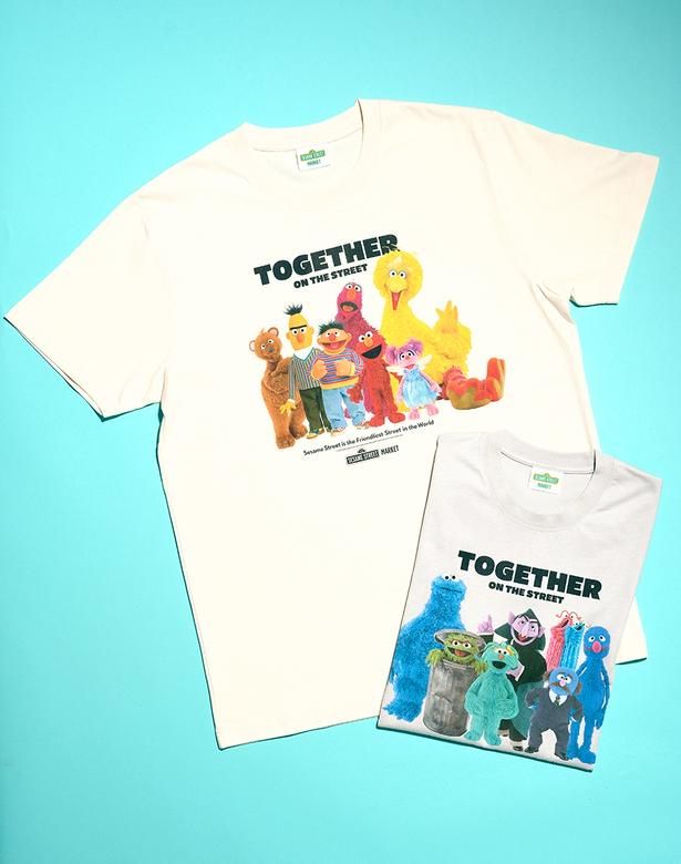「フォトプリントTシャツ」(各5940円)