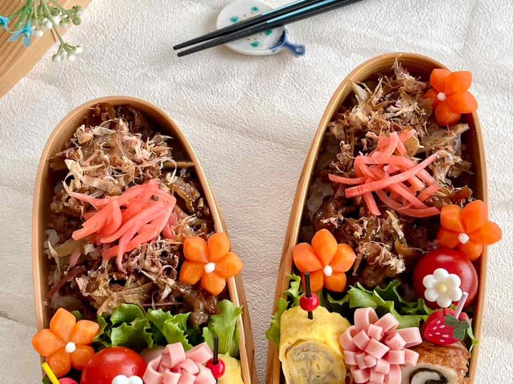 かつお節がけのごぼう牛丼