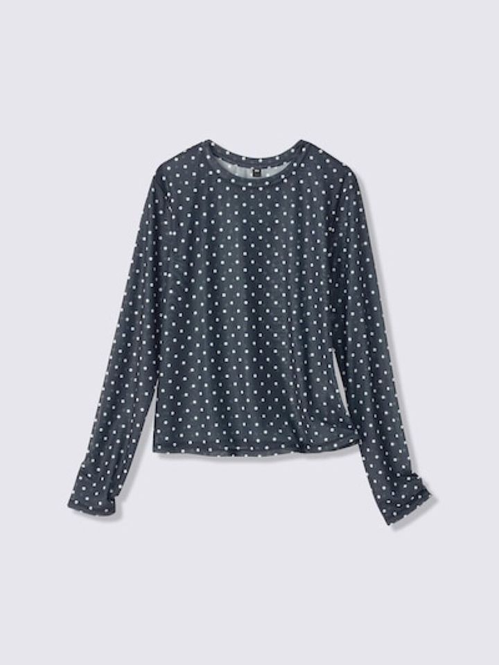 黒地に白ドット柄の長袖シアーTシャツ