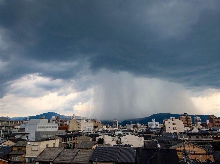豪雨のイメージ写真