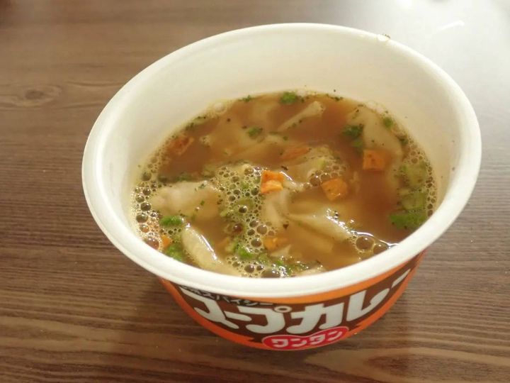 DAISO(ダイソー)：マルちゃん スープカレー ワンタン 26g