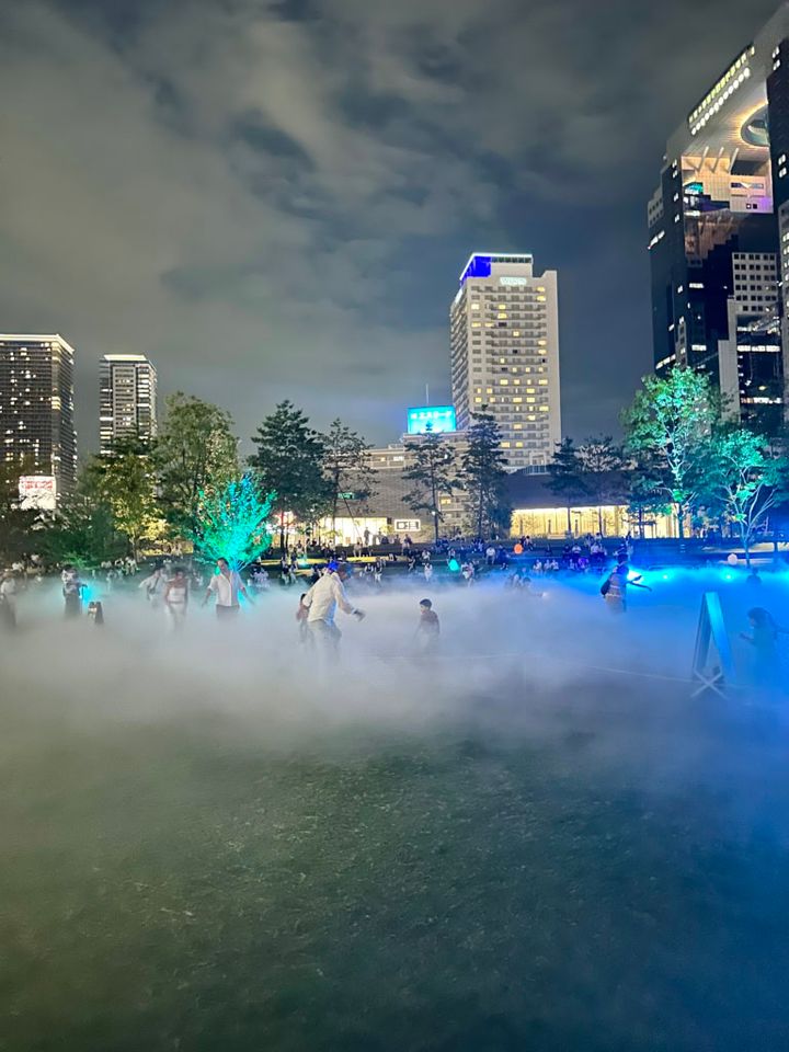 グラングリーン大阪「うめきた公園」のミスト