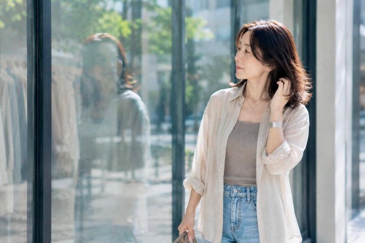 見落としがちなポイントです。男性から「老けて見られがちな女性」の特徴