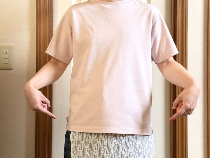 画像: 裾を出すとなんだかバランスが気になる