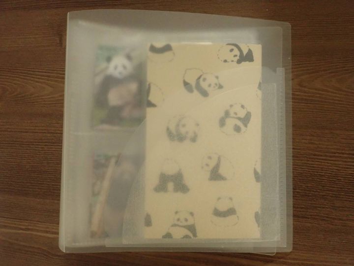 ダイソー：貼れるポケット(3枚)