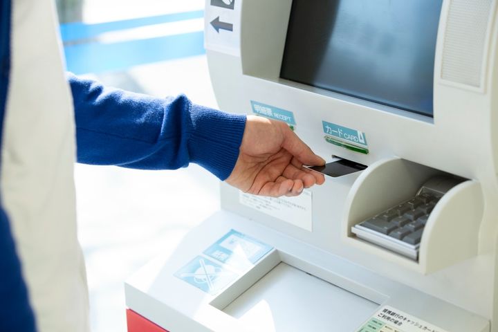 1日の食費は300円以下……世帯年収600万・48歳男性が学生時代の友人に200万を貸して味わった過酷な現実