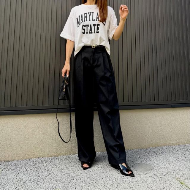 スマートワイドストレートパンツを着たコーデ