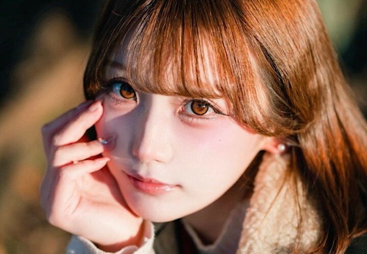 【写真・画像】ニキビ顔→肌治療＆メイク術でアイドルになった美女、すっぴんを披露し絶賛の声「かわいい」「綺麗じゃん」 1枚目