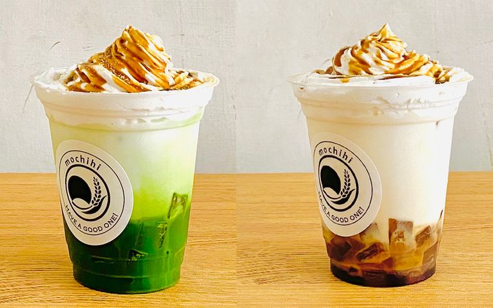 「わらび餅ドリンク」抹茶味、ほうじ茶味 各680円／写真提供：もちひ