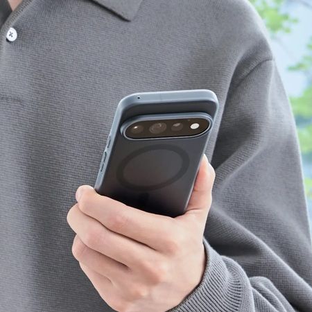【東京都渋谷区】「Google Store 表参道」に薄型半透明ケース「The Frost Air Ultra」登場！