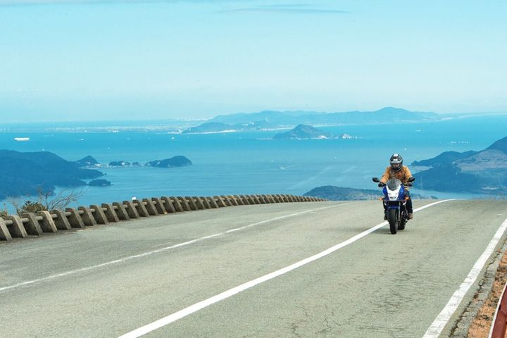 【夏の至高10選】ヘルメットの中で叫ぶ冒険へ！編集長が選び抜いた「原点を揺さぶる絶景ルート」