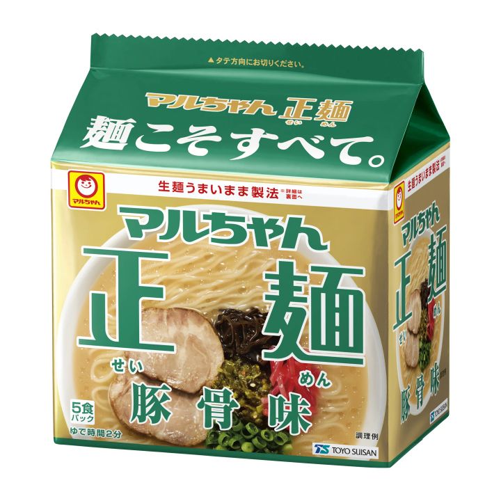 緑を基調とした「マルちゃん正麺 豚骨味」パッケージ