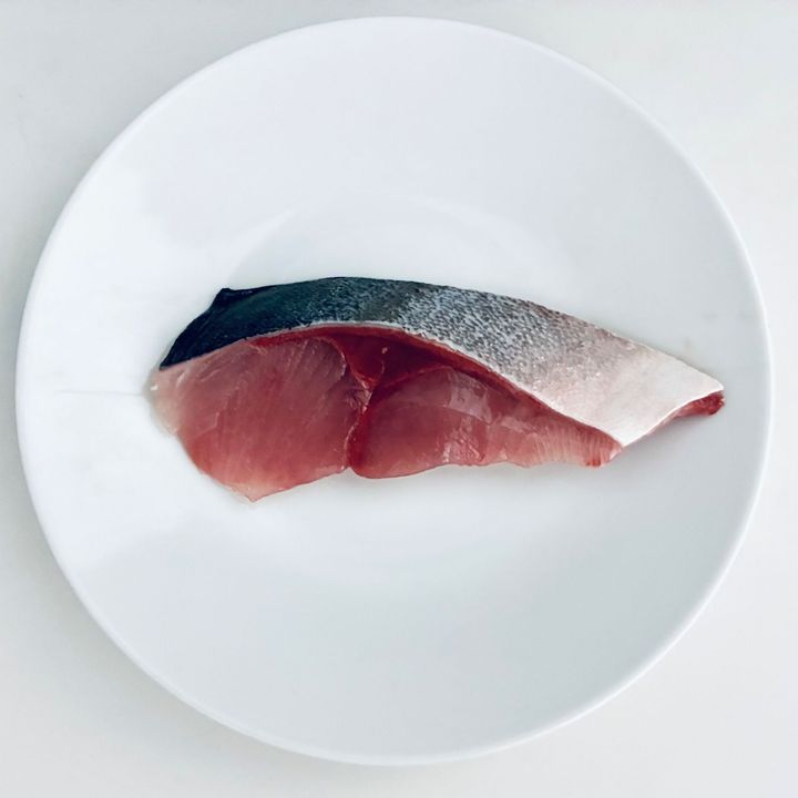 見分けられる？【天然・養殖】魚を買うとき、どこを見てる？