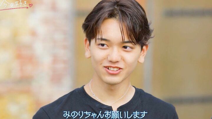 「昼の自分を殴りたい」目の前で好きな女子を奪われ…高2男子が後悔の涙