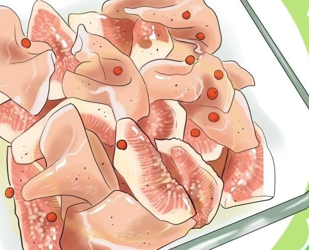 前菜にぴったりのサラダ （C）峯鳥子