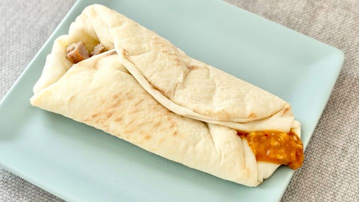 辛さは控えめなのに痺れる！！【ローソン】のワンハンドグルメって？