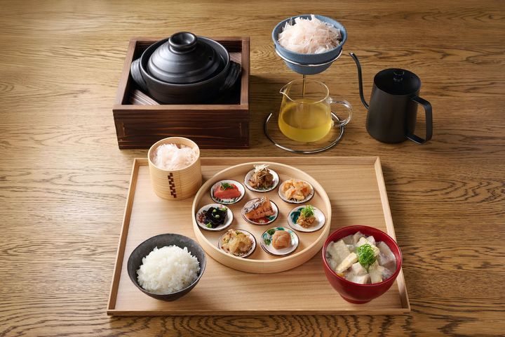 「ごはんのお供極み御膳0.01㎜本枯鰹節出汁付」2980円／©八代目儀兵衛