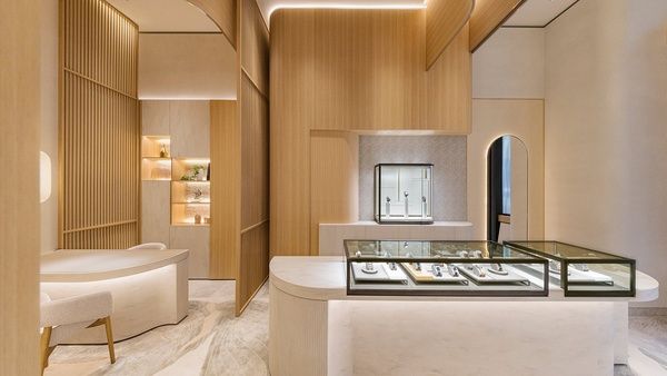 【東京都中央区】日本の工芸と世界観を融合！ジャガー・ルクルトの新フラッグシップが銀座にオープン