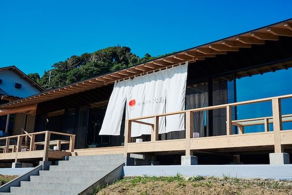 【宮崎県日南市】アクセスはヘリコプターかクルーザーで。無人島にリゾート「HINATA大島」が誕生