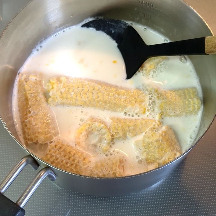 おいしいトウモロコシを選んで、冷製ポタージュを作りました！最高〜！