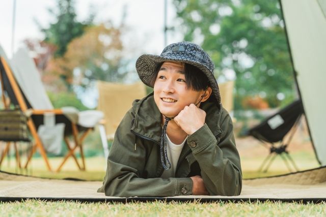キャンプで快眠したい！ 体が痛くなりにくい寝具選びのコツ