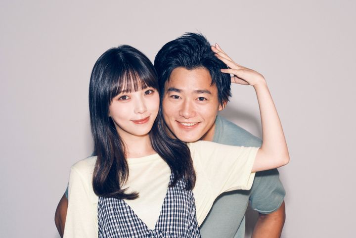 （左から）与田祐希、野村周平 （C）「溺愛カレシの作り方」製作委員会 width=