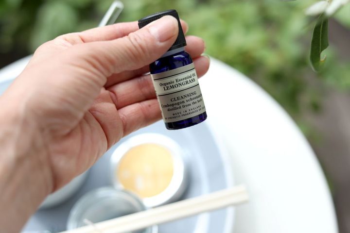 精油（アロマ）を加える