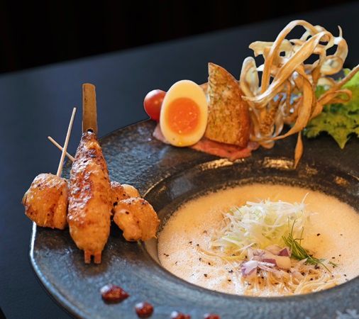【兵庫県芦屋市】ラーメンの新しい楽しみ方を提案する鶏白湯専門店「麺処神社」