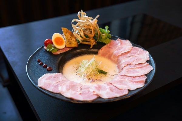 【兵庫県芦屋市】ラーメンの新しい楽しみ方を提案する鶏白湯専門店「麺処神社」
