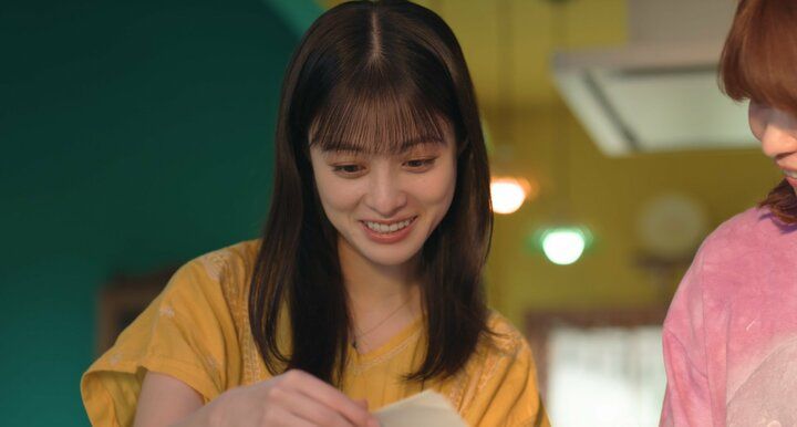 【写真・画像】「あまりにも可愛すぎるだろ」 橋本環奈の“浴衣デート”姿に「お似合いだな」「身長差萌え」の大反響 『バカンスの法則』第12話 1枚目