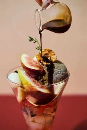 【東京都新宿区・神奈川県川崎市】旬のイチジク×ほうじ茶！「フタバフルーツパーラー」に秋季限定パフェ＆あんみつ登場